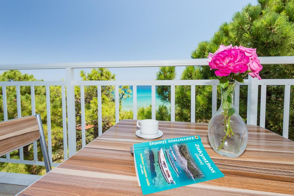 Tassos & Marios Apartments II اليكاناس الغرفة الصورة